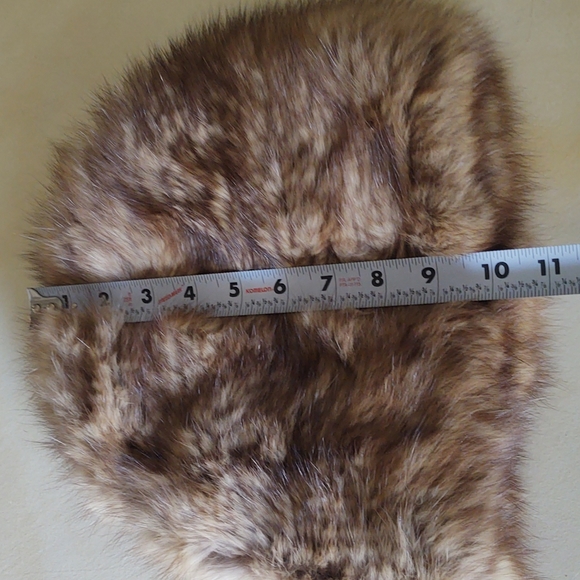 J. Mendel Natural Rabbit Fur Hat - Picture 3 of 4